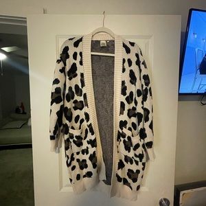 Thick Cheetah Print Cardigan